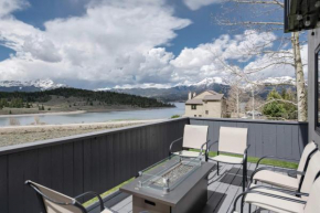 Lake Dillon Retreat Townhome Panoramic Lake Mountain Views